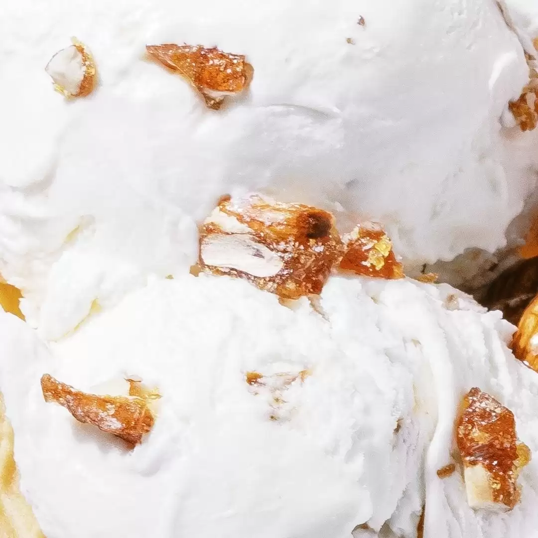 MISO MASCARPONE WITH PASSION FRUIT ALMOND PRALINE - Image 2